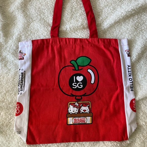 Hello Kitty Go Around Singapore 50 Canvas Reusable Collectible Tote, box-F - Picture 2 of 4